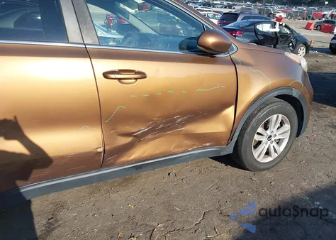 2017 Kia Sportage Lx z USA, uszkodzony, nr VIN KNDPM3AC4H7148734